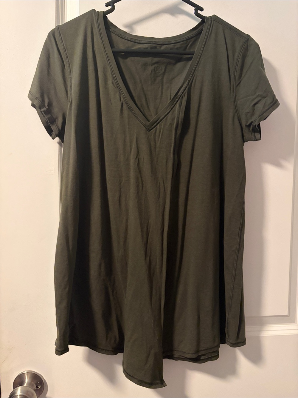 lululemon athletica Olive V-Neck Short Sleeve Tunic Top